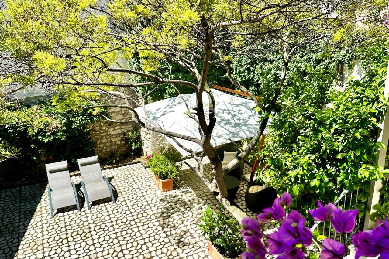 Borgo Dei Sogni Apartment San Felice del Benaco Exterior photo